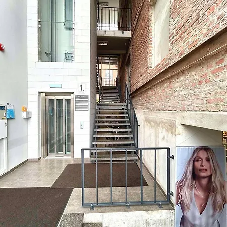 Myhouse Old Town Apartment